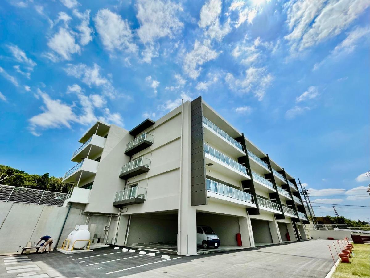 Coral Palace Onna By Sunset Avenue מראה חיצוני תמונה